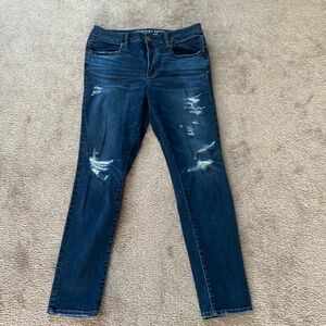 American Eagle distressed jeans size 12